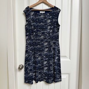 Kasper Abstract Blue, Black & White Sleeveless Swing Skirt Dress. Size 12
